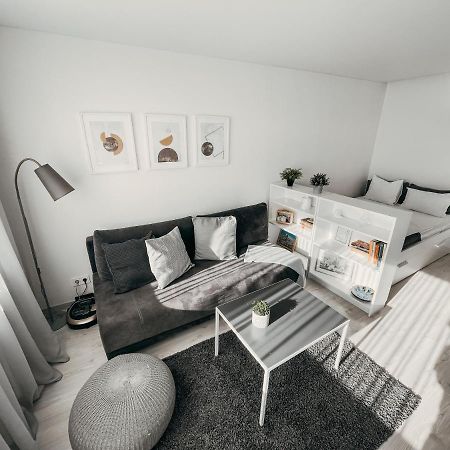 Marijampole Apartment With Free Parking Eksteriør bilde